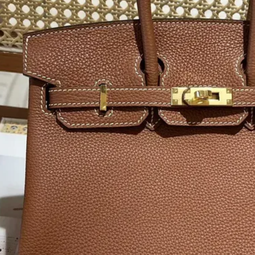 Bag 25 Brk HSS Cr / GryTr Made of Tg Leather with Brushed Gold Fittings